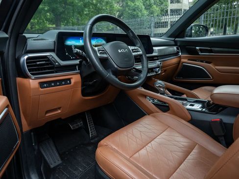Used 2023 Kia Telluride SX X-Line AWD/4WD image 10