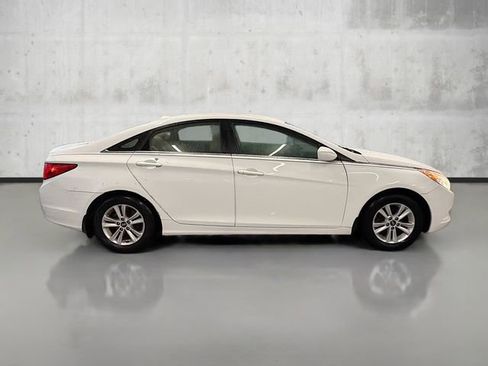 Used 2013 Hyundai Sonata GLS w/ Popular Equipment Pkg image 4