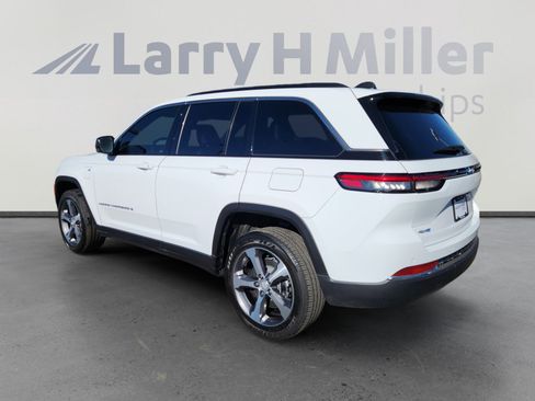 Used 2024 Jeep Grand Cherokee Limited 4xe w/ Luxury Tech Group II image 3