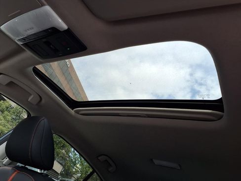 New 2025 Nissan Sentra SR w/ SR Premium Package image 15