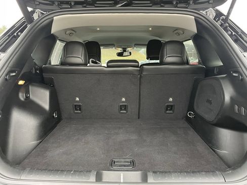 Used 2020 Jeep Cherokee Limited image 17