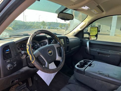 Used 2013 Chevrolet Silverado 1500 LT w/ All-Star Edition AWD/4WD image 8