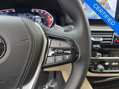Used 2023 BMW 540i w/ Premium Package image 20