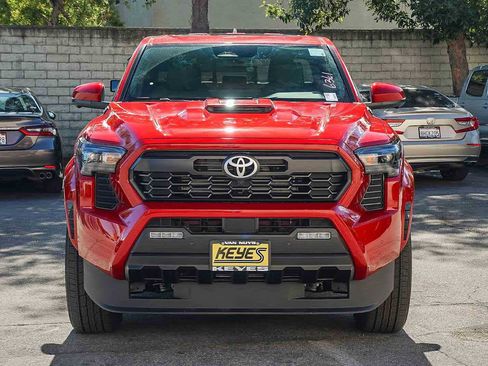 New 2025 Toyota Tacoma TRD Sport image 2