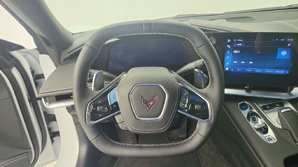 Used 2024 Chevrolet Corvette Stingray Premium Cpe w/ Z51 Performance Package RWD image 18
