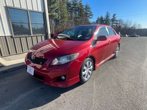 Used 2010 Toyota Corolla image 1