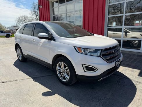 Used 2017 Ford Edge SEL w/ Equipment Group 201A AWD/4WD image 2