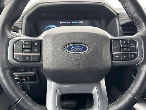 Used 2023 Ford F150 Lightning Lariat image 22