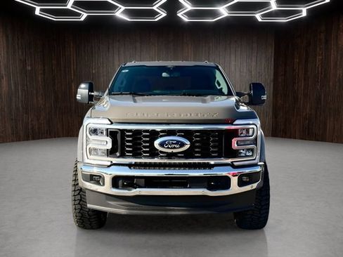 Used 2026 Ford F450 Lariat w/ Lariat Premium Package AWD/4WD image 3