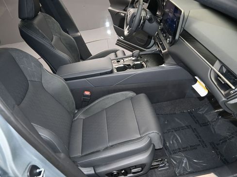 New 2026 Lexus RX 350 image 13