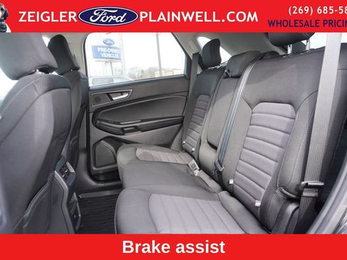 Used 2023 Ford Edge SE w/ Black Appearance Package image 11