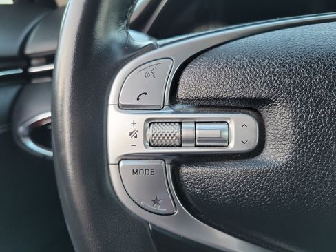 Certified 2022 Genesis GV70 2.5T w/ Advanced Package image 7