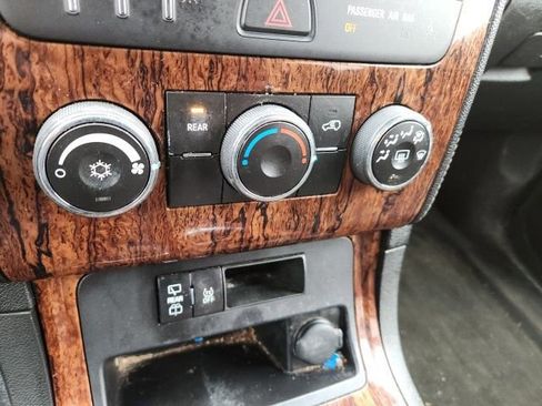 Used 2013 Chevrolet Traverse LT image 15