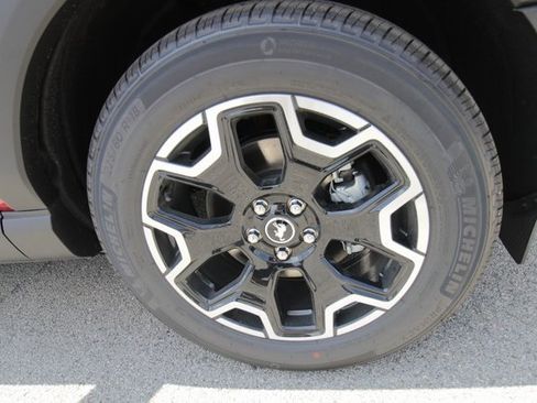 New 2025 Ford Bronco Sport Outer Banks image 13