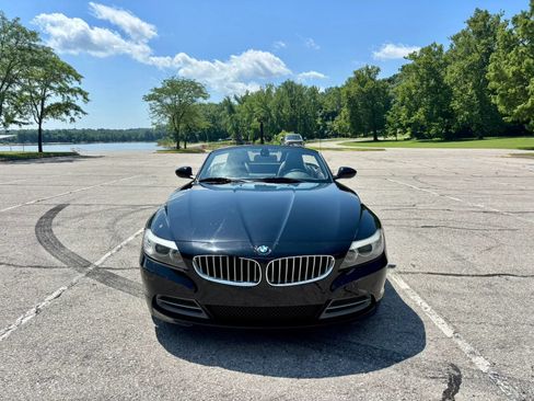 Used 2009 BMW Z4 sDrive35i RWD image 2