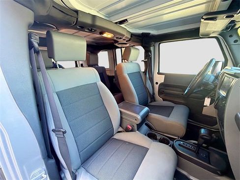 Used 2010 Jeep Wrangler Unlimited Sport image 14