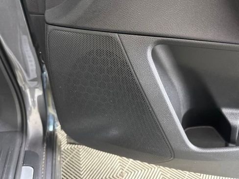 Used 2023 Nissan Pathfinder Platinum w/ Cargo Package image 30