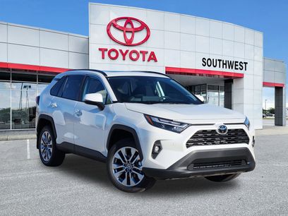 New 2025 Toyota RAV4 XLE Premium w/ Weather Package