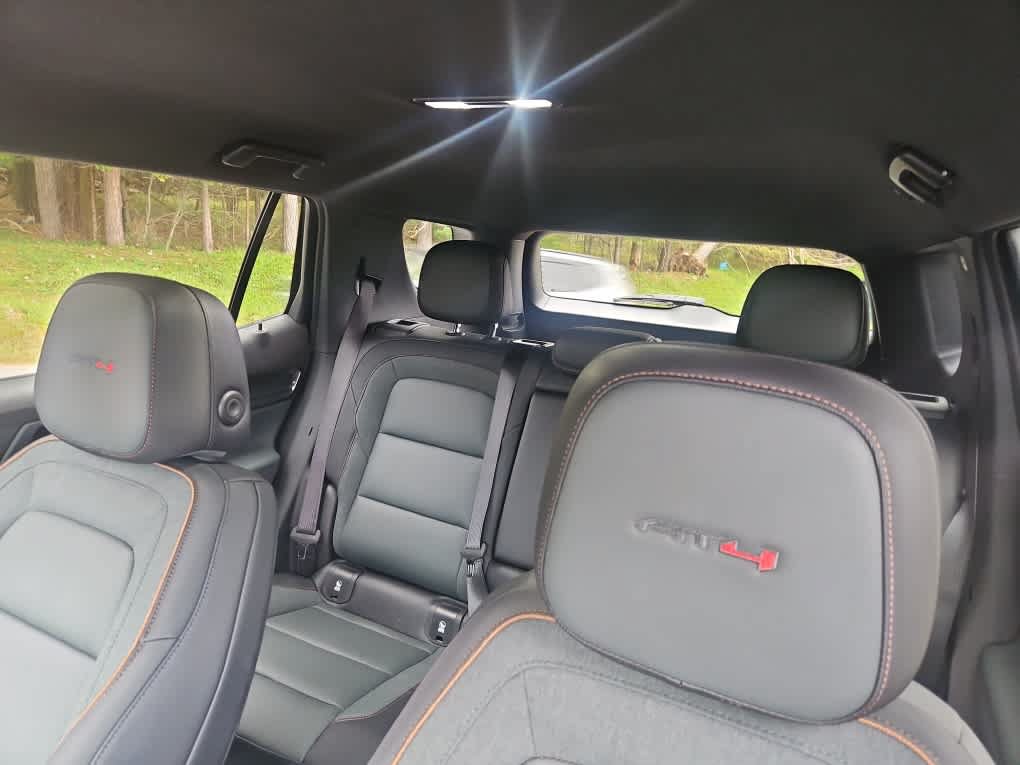 New 2027 GMC Terrain AT4 w/ Convenience Package III AWD/4WD image 16