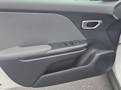 New 2026 Kia K4 FWD image 17