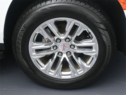 Used 2021 GMC Yukon SLT image 6