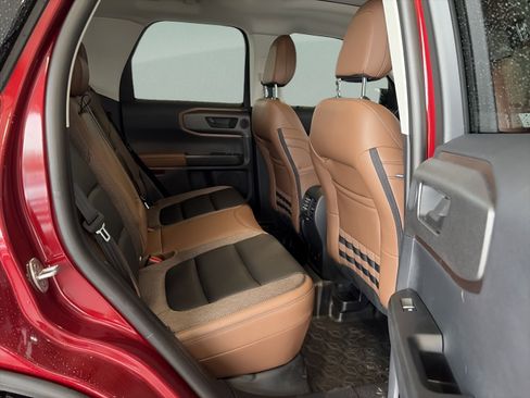 New 2026 Ford Bronco Sport Outer Banks w/ Sasquatch Outer Banks Package AWD/4WD image 17