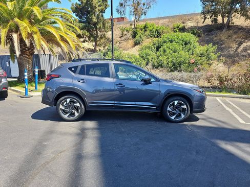 Used 2024 Subaru Crosstrek 2.5i Limited AWD/4WD image 8
