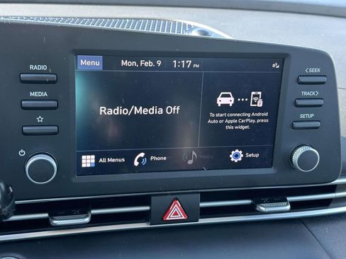 Certified 2023 Hyundai Elantra SEL image 20