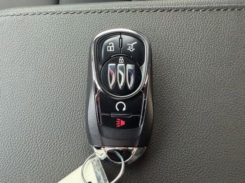 New 2026 Buick Envista Avenir image 30