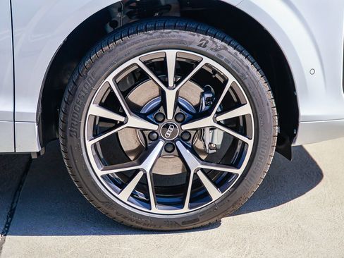 New 2026 Audi Q3 quattro 2.0T image 9