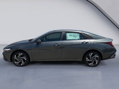 New 2026 Hyundai Elantra Limited w/ Cargo Package FWD image 2