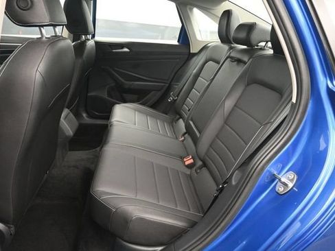 Used 2024 Volkswagen Jetta SE w/ Panoramic Sunroof Package FWD image 11