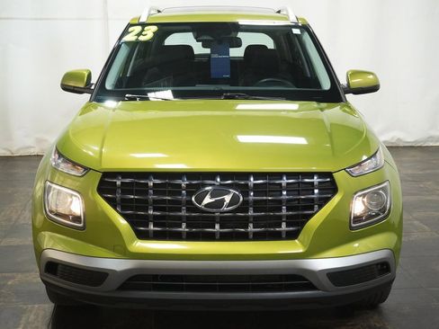 Certified 2023 Hyundai Venue SEL image 8