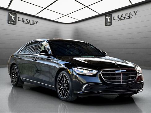 Used 2021 Mercedes-Benz S 580 4MATIC Sedan image 1