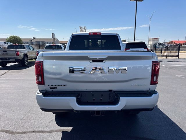 Used 2026 RAM 2500 Laramie AWD/4WD image 4