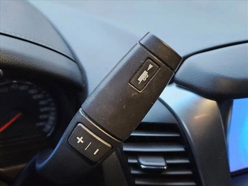 Used 2019 Chevrolet Tahoe LT image 11