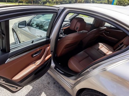 Used 2011 BMW 535i Sedan RWD image 7