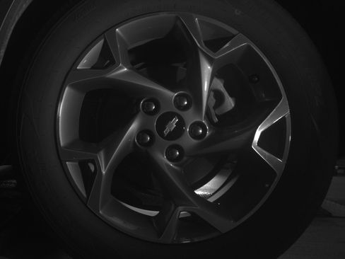 Used 2025 Chevrolet Trax LT w/ LT Convenience Package image 11