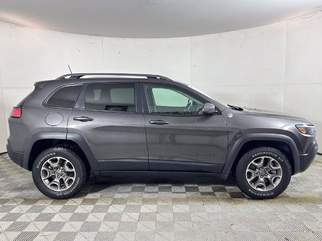Used 2021 Jeep Cherokee Trailhawk AWD/4WD image 2
