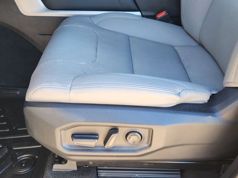 Used 2024 Toyota Sequoia Limited image 26