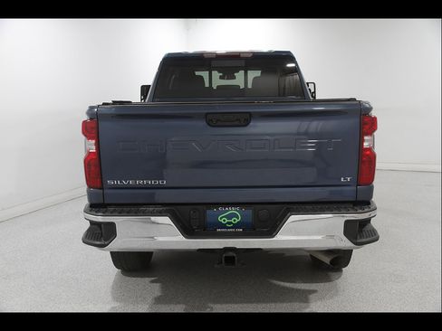 Used 2024 Chevrolet Silverado 2500 LT AWD/4WD image 19