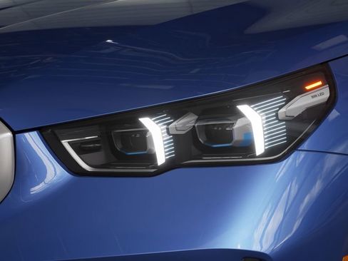 Used 2025 BMW 530i xDrive 530i xDrive w/ Premium Package image 6