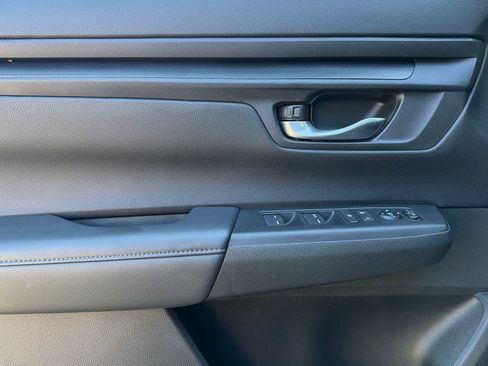 Used 2023 Honda CR-V LX image 14