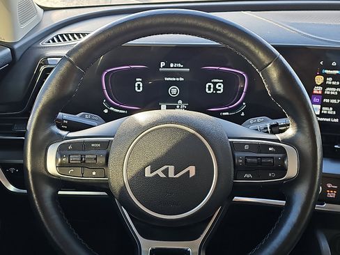 Used 2023 Kia Sportage EX image 20
