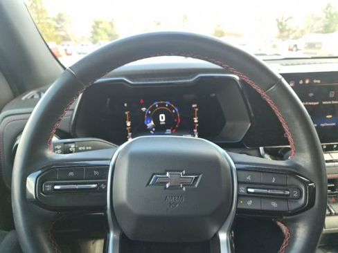 Used 2023 Chevrolet Colorado Z71 w/ Z71 Convenience Package 2 image 16