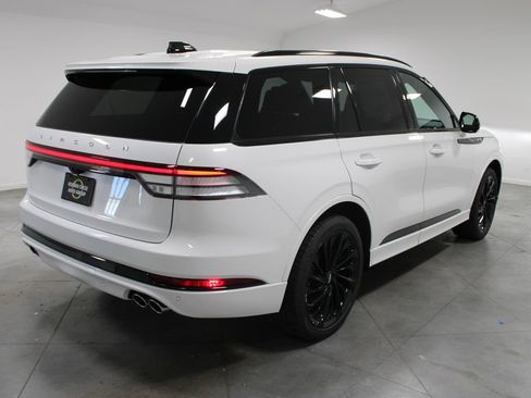 New 2026 Lincoln Aviator Reserve AWD/4WD image 8