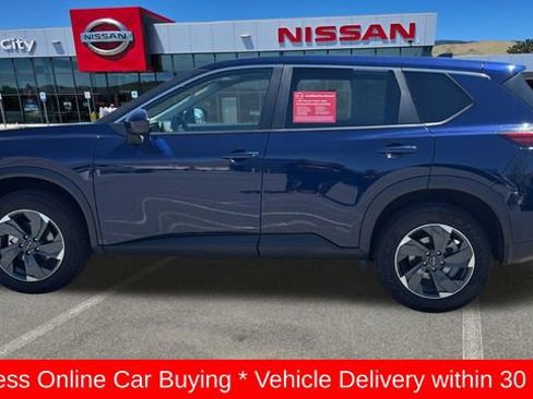 Used 2024 Nissan Rogue SV AWD/4WD image 6