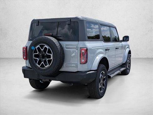 New 2026 Ford Bronco Outer Banks AWD/4WD image 2