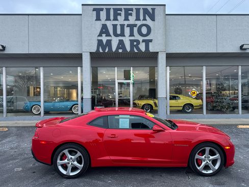 Used 2015 Chevrolet Camaro LT w/ RS Package image 17