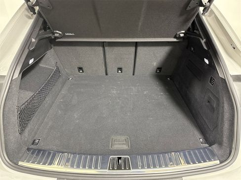 New 2026 Porsche Cayenne S image 17